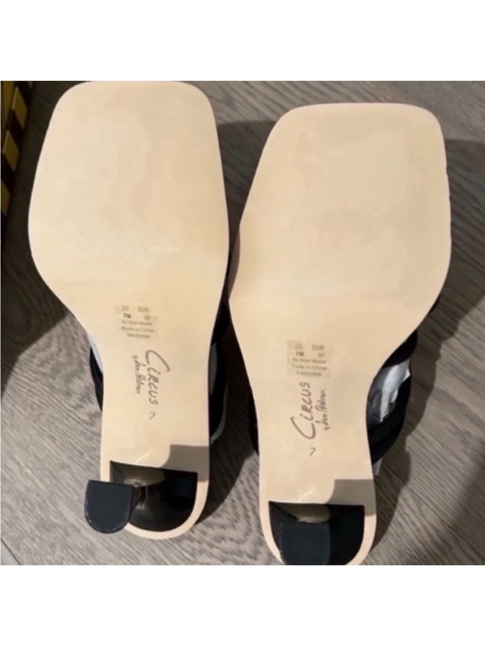 Circus by Sam Edelman Savanna Sandal - Picture 8 of 8